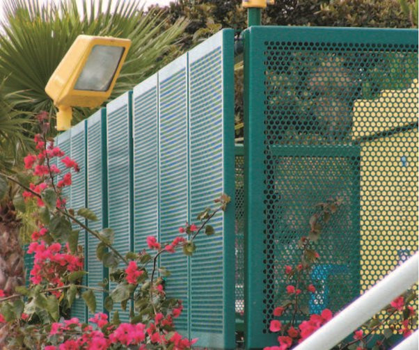 กรณี บริษัท ล่าสุดเกี่ยวกับ การประยุกต์ใช้แผ่นอลูมิเนียมเจาะรู