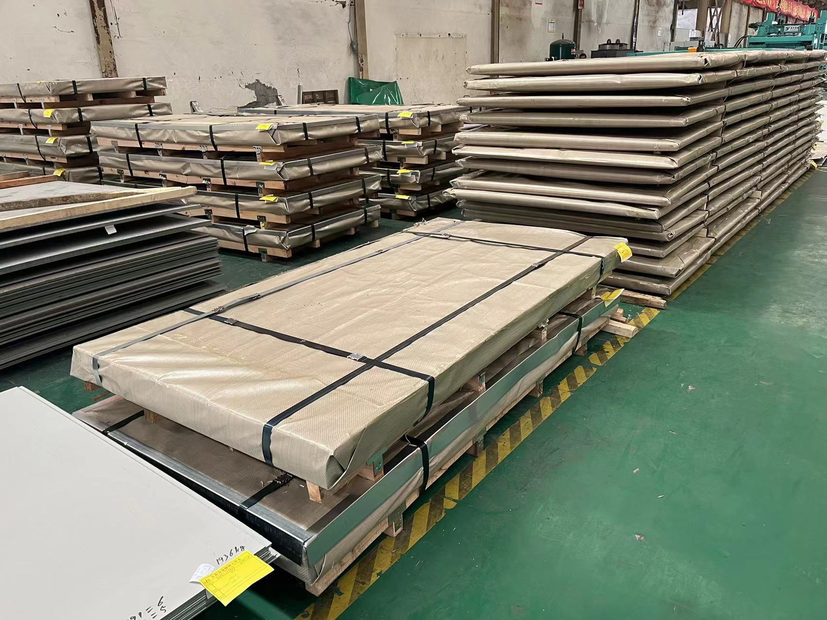 กรณี บริษัท ล่าสุดเกี่ยวกับ ใบเหล็กไร้ขัดและโค้ลสําหรับการผลิตในสิงคโปร์